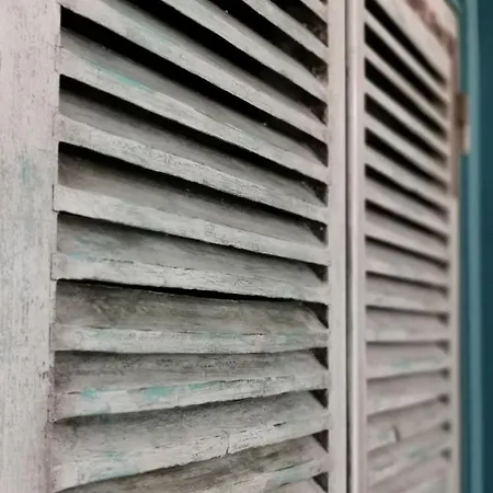 La Du Pecheur Honfleur